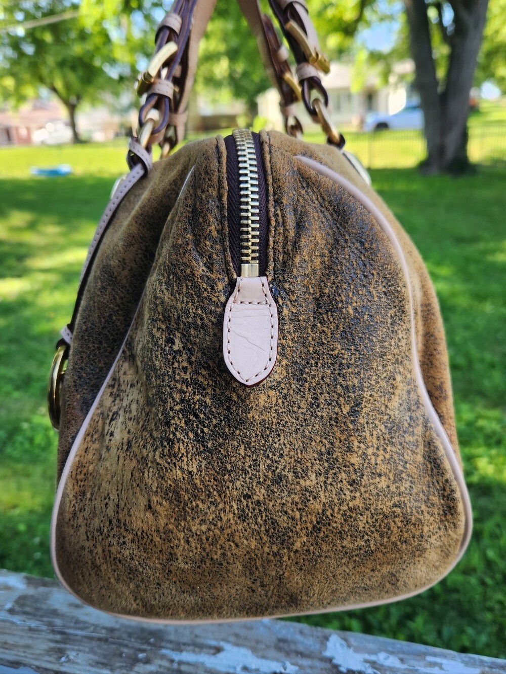 Vintage Michael Kors Edie Distressed Brown Leather Satchel with Gold MK Charm - Picture 4 of 14